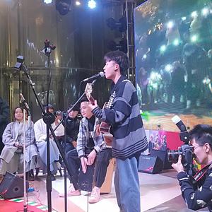 脱女学小内内摸出水APP下载网站
